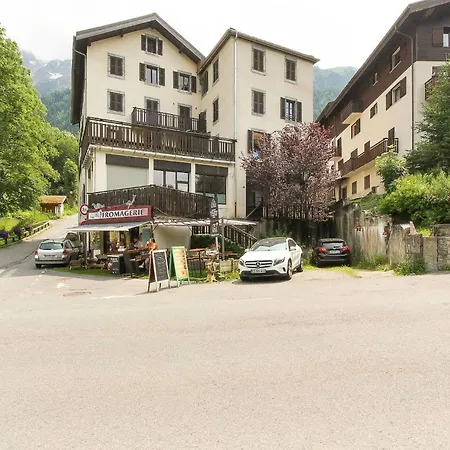 Bellevarde - Newly Renovated - - Beside Tmb Start/end Apartment